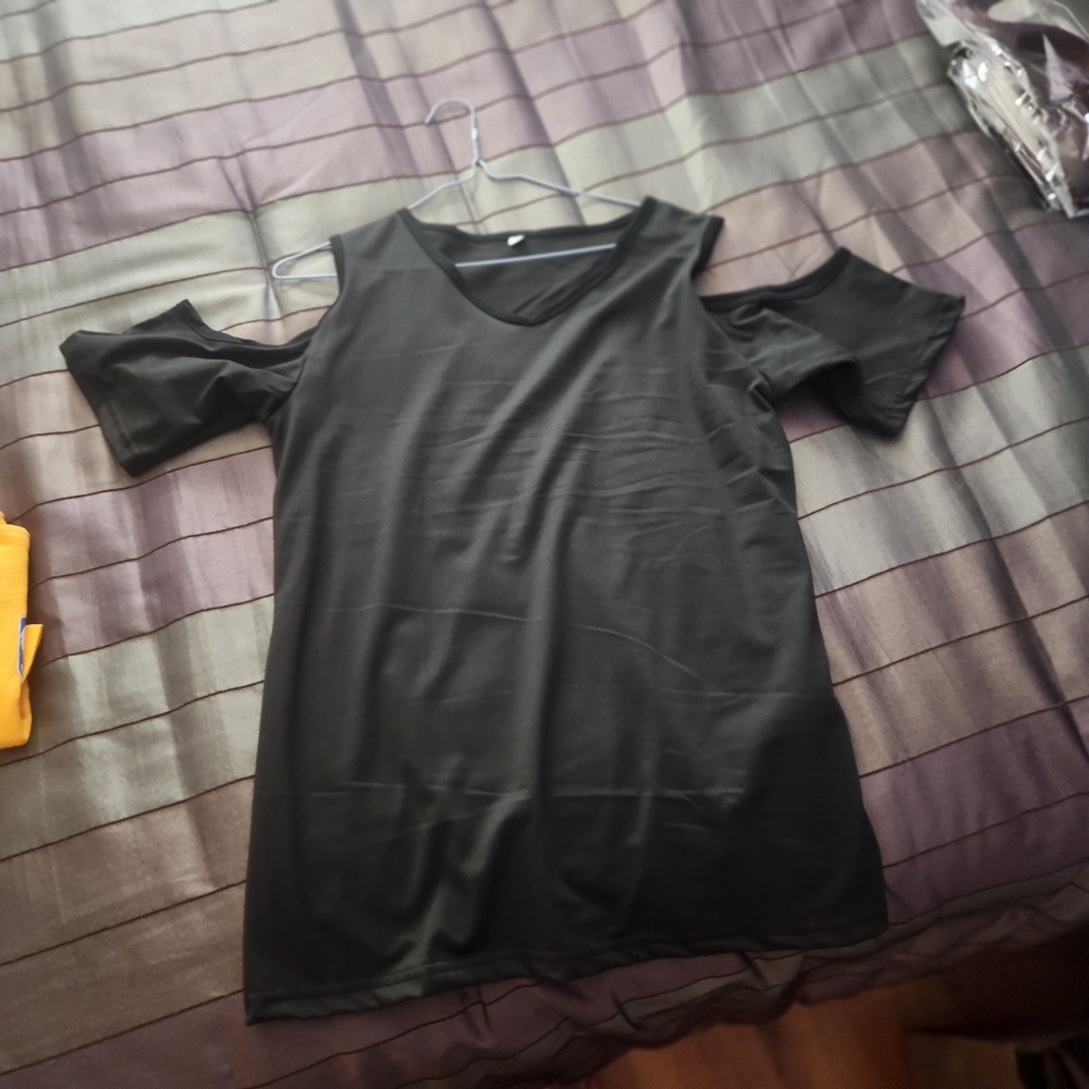 Black Cold Shoulder Top